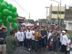 Bendera Raksasa NU Dikibarkan di Curah Banteng Gunung Panderman Kota Batu