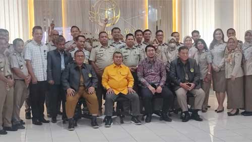 Wakil Ketua Komite II DPD RI, Bustami Zainudin mengisi masa resesnya dengan melakukan pertemuan dengan Kantor Wilayah BPN Provinsi Lampung