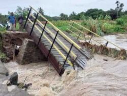 Batang Asik di Pasaman Meluap, Dua Jembatan Diterjang Ambruk