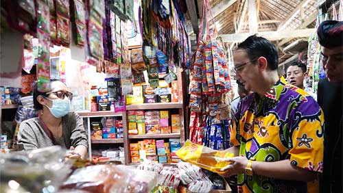 Wamendag Jerry Sambuaga Tinjau Pasar Desa Adat Jimbaran, Bali