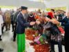 Presiden Joko Widodo mengunjungi Pasar Rakyat Tabalong
