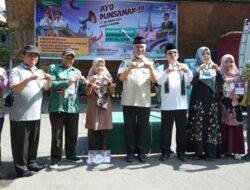 Gubernur Mahyeldi Pada Saat Kampanye Mandatory Halal Provinsi Sumatera Barat Tahun 2023