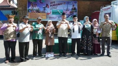 Gubernur Mahyeldi Ikut Kampanyekan Wajib Sertifikat Halal Kemenag