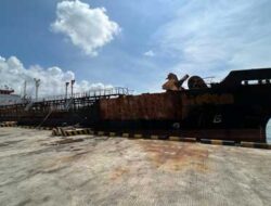 Proses Pertolongan Sukses, Kapal MT Kristin Bersandar di Pelabuhan PDS Lombok
