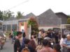 Komunitas Peleman Sidoharum Kebumen Bagikan Takjil Kepada Pengguna Jalan