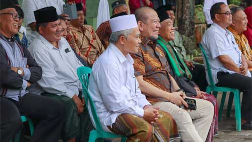 Lanyalla Di Pondok Pesantren Al Rosyid Kendal Dander, Bojonegoro, Jawa Timur