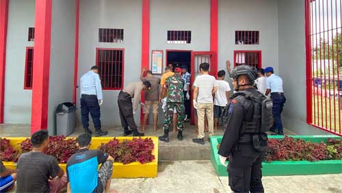 Lapas Kelas III Dharmasraya Gelar Razia Gabungan