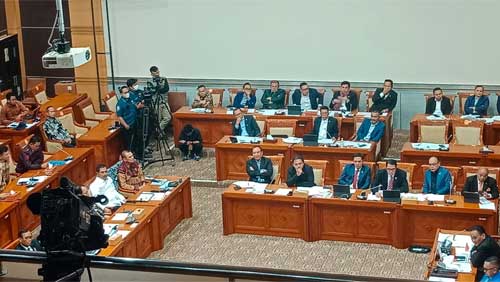 Menteri Koordinator Politik Hukum dan Keamanan atau Menkopolhukam, Mahfud MD dalam Rapat Dengar Pendapat Umum (RDPU) bersama Komisi III DPR RI dengan PPATK