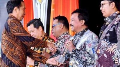 PPKM Award, Pemko Padang Panjang Terbaik Penanganan Covid-19 di Regional Sumatera
