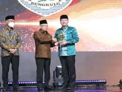 Pemprov Bengkulu Raih Universal Health Coverage Award 2023 dari Wakil Presiden