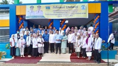 Bupati Khairunas Resmikan Gedung Poliklinik dan Ambulans Hemodialisa RSUD Solok Selatan