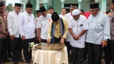 Wabup Asahan Dampingi Wagubsu Resmikan Masjid Musyahadah Kecamatan Rahuning