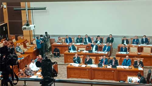 RDPU Komisi III DPR RI antara Menkopolhukam dengan PPATK