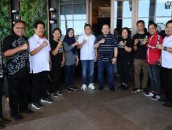 Temui Koni Sulsel, Lanyalla Minta Atlet Muaythai Makassar Fokus Raih Prestasi 