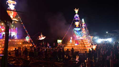 Festival Rakik di Salingka Danau Maninjau