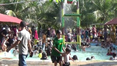 Objek Wisata AJM di Sitiung, Ramai Dikunjungi Saat Lebaran