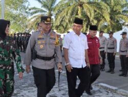 Kapolres Dharmasraya Pimpin Apel Persiapan Pengamanan Malam Takbiran