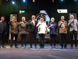 Hadiri Best 50 CEO Awards 2023, Mendag: Indonesia Harus Ciptakan Peluang Usaha!