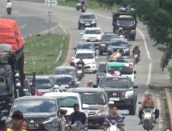Puluhan Kendaraan Rombongan Perantau Minang yang Mudik Sudah Sampai di Dharmasraya