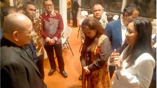 Ketua DPD RI: Rakyat Tak Sejahtera Karena Salah Kelola Kekayaan Alam 1 Ketua DPD RI AA LaNyalla Mahmud Mattalitti berdiaspora di Sydney