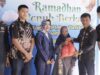 PWI Way Kanan bersama PT Buay Tumi Lampung Gelar Baksos Bagi-bagi Sembako