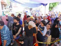 Kolaborasi Kementerian Bumn Dan Pgn Gelar Pasar Murah Di Krukut Jakbar