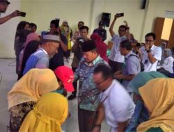Pemkab Agam Launching Penyaluran Bantuan Pangan di Kantor Camat Ampek Angkek