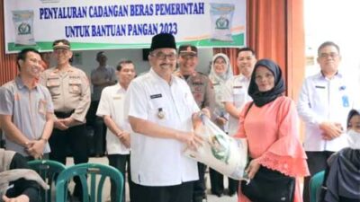 Pemkab Pasaman Salurkan Bantuan Pangan kepada 29.280 Penerima
