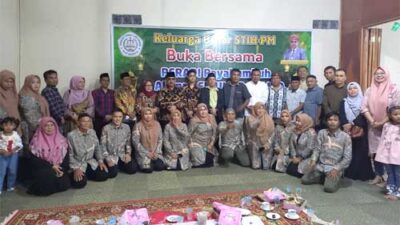 Pengda Paliko Alumni Fakultas Hukum UM Sumbar Bukittinggi Dikukuhkan saat Buka Bersama