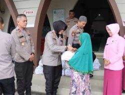 Polres Payakumbuh Salurkan Bantuan Sosial di Sekitar Mapolres