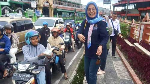 Puji Hastuti, Srikandi Partai Demokrat dengan Seabrek Kegiatan Sosial 1 Puji Hastuti