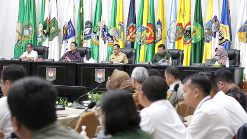 Mendagri Imbau Pemda Penuhi Stok Komoditas 1 Rapat Koordinasi Pengendalian Inflasi Daerah dan Sosialisasi Rancangan Undang-Undang Kesehatan