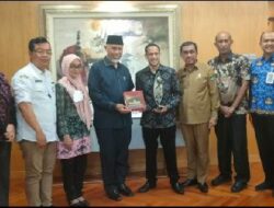 Temui Mendikbudristek, Gubernur Mahyeldi Usulkan Pembangunan Asrama di Setiap Sekolah Mentawai