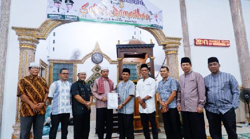 Safari Ramadhan ke Masjid Al Muhajirin Ophir, Wabup Pasbar Minta Masyarakat Sabar Tunggu Sidang Isbat 1 Screenshot 2023 04 18 06 47 18 63 resize 80