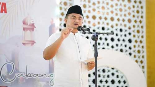 Bupati Dharmasraya Buka MTQ ke-2 Golongan Remaja dan Lomba Azan di Masjid Agung 1 Bupati Dharmasraya, Sutan Riska Tuanku Kerajaan