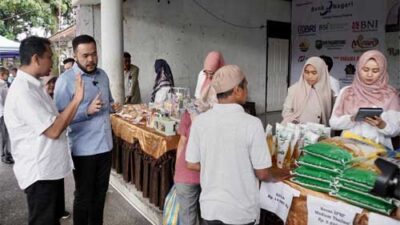 Wali Kota H. Fadly Amran, BBA Datuak Paduko Malano tinjau Bazar Ramadan