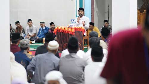 Ketua DPRD Kabupaten Solok Selatan, Zigo Rolanda di Masjid Al Mukhlisin Jorong Koto Sungai Kunyit, Nagari Sungai Kunyit, Kecamatan Sangir Balai Janggo