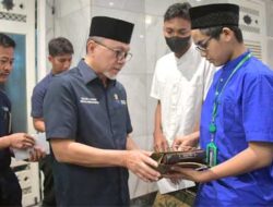 Mendag Zulkifli Hasan Beri Santunan 200 Anak Yatim Piatu