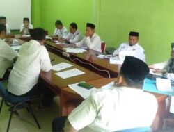 Rapat evaluasi internal pendapatan daerah DLH Kabupaten Dharmasraya