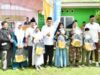 Gubernur Kepri, H. Ansar Ahmad Menyerahkan Bantuan Sosial Di Pantai Asuhan Darul Ghufran Sagulung, Kota Batam