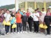 Bupati Solsel, Khairunas usai sesi senam di Ruang Terbuka Hijau (RTH) Solok Selatan di Padang Aro