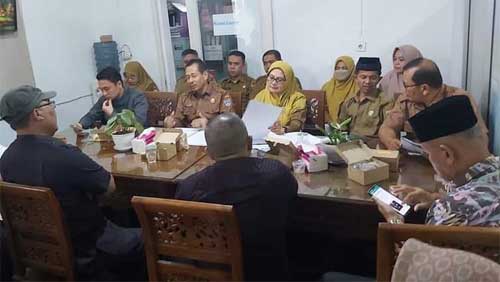 Bahas Perda Pemberian Insentif dan Kemudahan Investasi, DPRD Pasbar Kunker ke DPMPTSP Padang Panjang 1 DPRD Pasbar Kunker ke DPMPTSP Padang Panjang