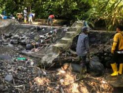 Dinas PUPR Padang Panjang Perbaiki Kerusakan Pintu Air Banda Darek