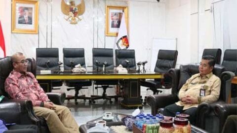 Dirjen Dukcapil Perkuat Sinergisitas dengan Ketua KPU