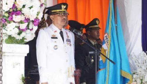Bupati Agus Istiqlal Pimpin Upacara Peringati HUT Pesisir Barat ke-10 1 IMG 20230504 133546 resize 14