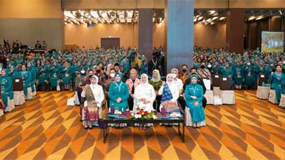 Puncak Acara Peringatan Hari Kesatuan Gerak (HKG) Pemberdayaan Kesejahteraan Keluarga (PKK) ke-51 di Kota Medan, Sumatera Utara
