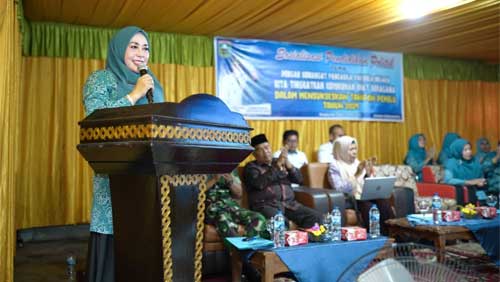 Ketua PKK Kabupaten Solok Buka Sosialisasi Pendidikan Politik di Singkarak 1 Ketua PKK Kabupaten Solok Buka Sosialisasi Pendidikan Politik di Singkarak