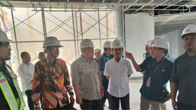Komisi III DPRD Kota Padang melakukan peninjauan ke gedung baru DPRD