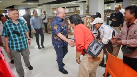 Tinjau Kesiapan Operasional Pasar Turi Baru, LaNyalla Imbau Tenant Segera Isi Stan