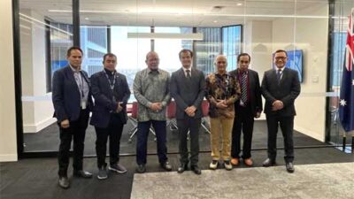 LaNyalla dalam pertemuan dengan Menteri Industri dan Perdagangan New South Wales, Australia, Anoulack Chanthivong